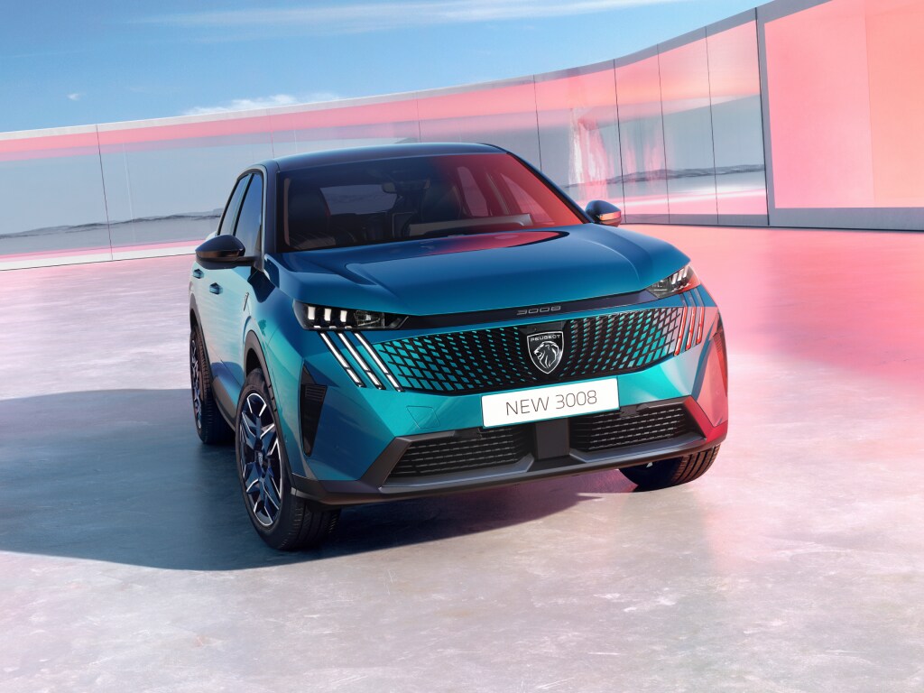 New PEUGEOT 3008 Hybrid Blue Obsession front view