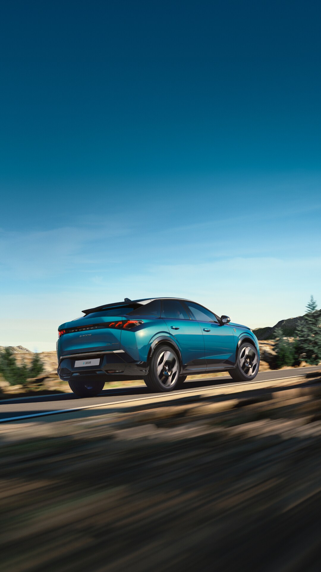 PEUGEOT E-3008 DUAL MOTOR AWD vue arrière