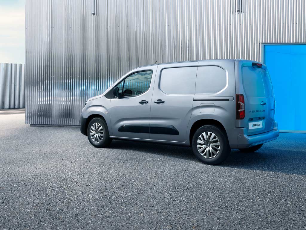 Nouveau PEUGEOT E-PARTNER aides à la conduite