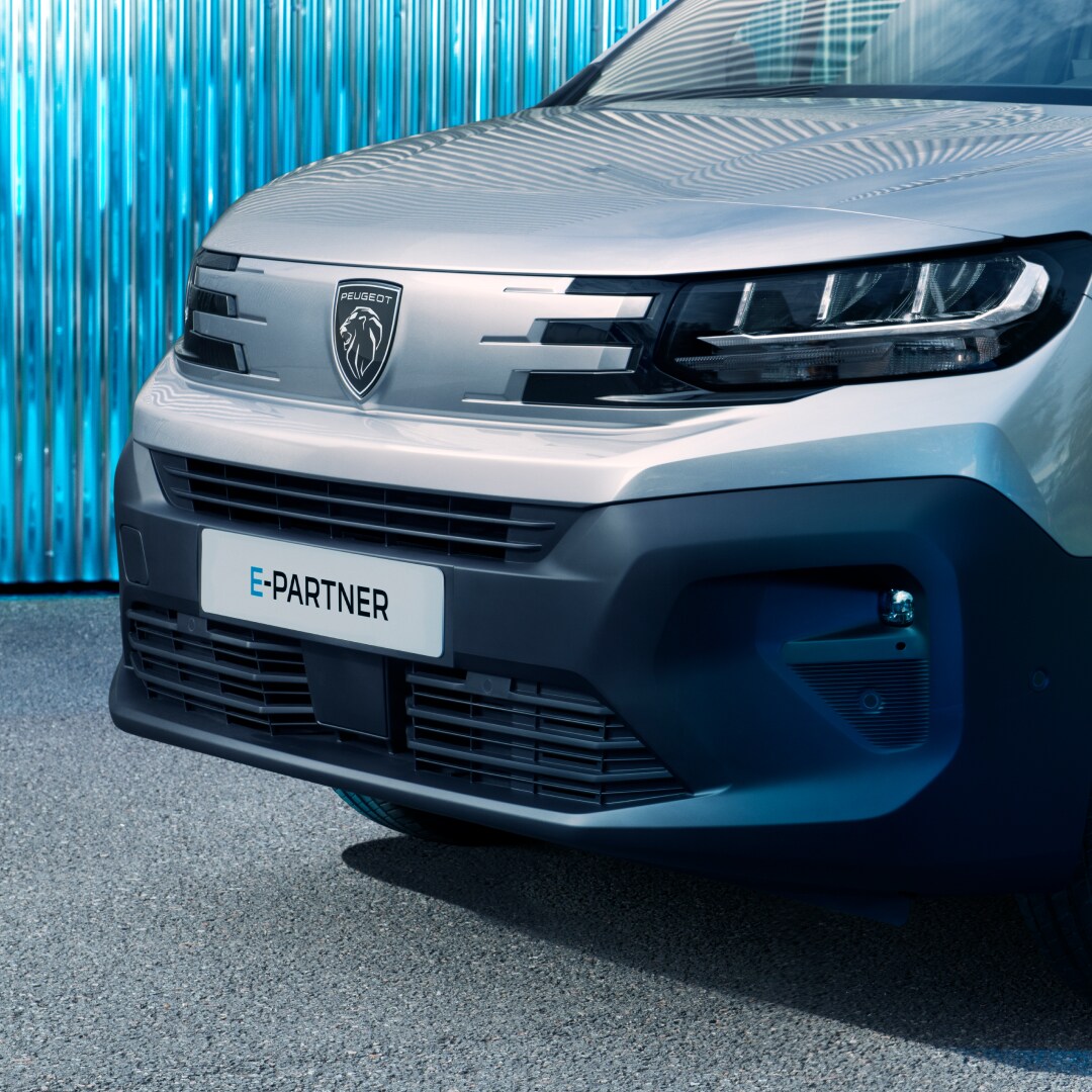 PEUGEOT E-Partner, Front face